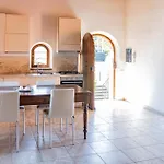 Апартаменты Guesthost - Crete Senesi Charming With Parking Ашано